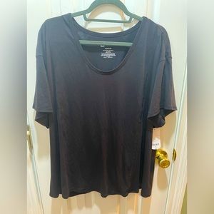 Plus NWT black top